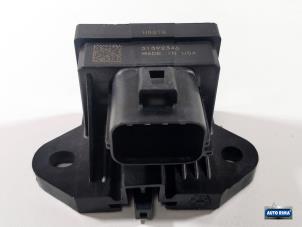 Usagé Module pompe carburant Volvo V40 (MV) 1.6 T4 GTDi 16V Prix € 49,95 Règlement à la marge proposé par Auto Rima Druten