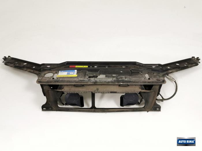 Begagnade Front Volvo S60 I (RS/HV) 2.4 20V 140 Pris € 49,95 Marginaltabell erbjuds av Auto Rima 