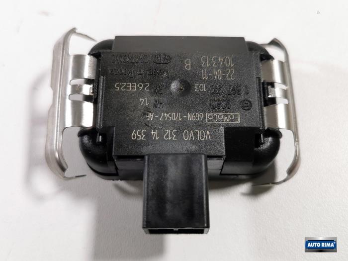Begagnade Regnsensor Volvo XC60 I (DZ) 2.4 D5 20V AWD Geartronic Pris € 24,95 Marginaltabell erbjuds av Auto Rima 