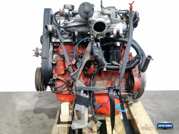 Używane Silnik Volvo 740 2.0i Cena € 649,95 Procedura marży oferowane przez Auto Rima 