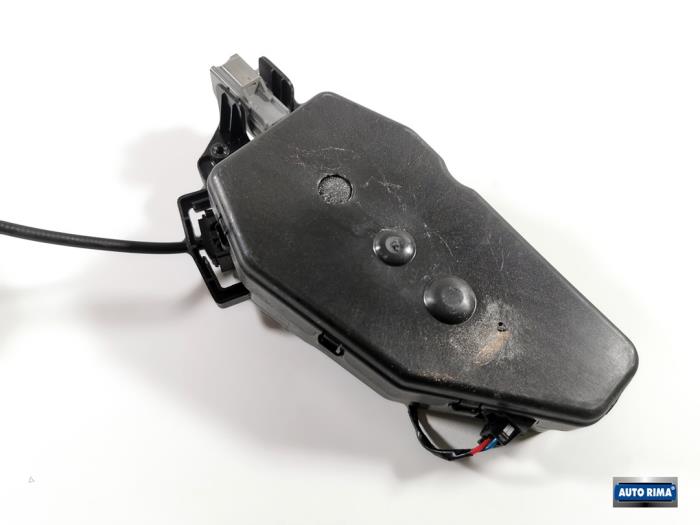 Tailgate lock mechanism Volvo V70 2.0 D2 Geartronic 16V - 31440491