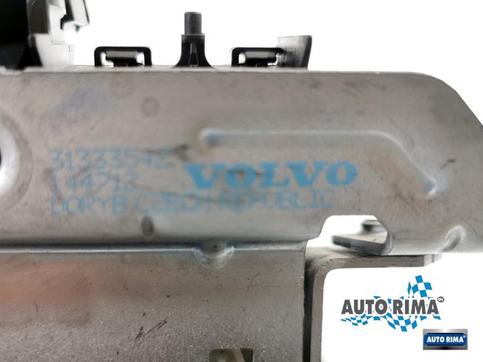 Tailgate lock mechanism Volvo V70 1.6 T4 16V - 31333542