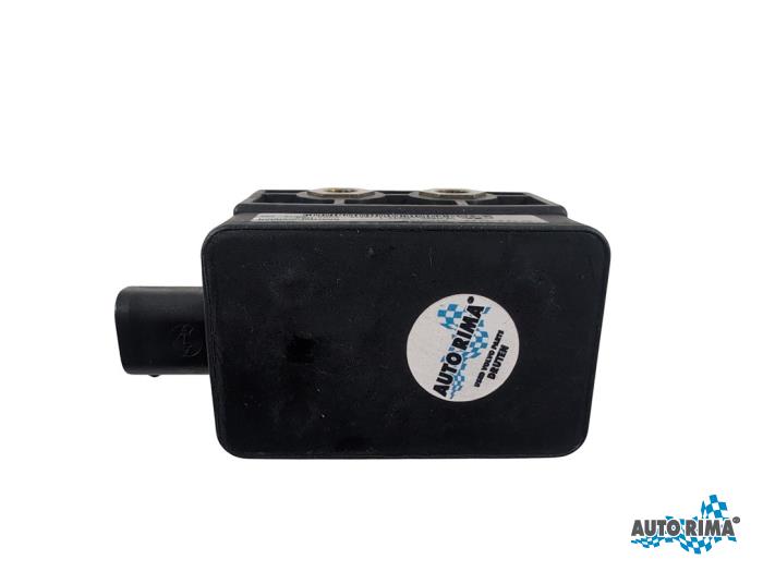 Begagnade Styrvinkelsensor Volvo V70 (SW) 2.3 T5 20V Pris € 99,95 Marginaltabell erbjuds av Auto Rima Druten
