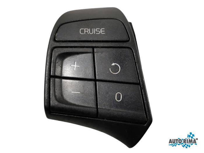 Używane Obsluga tempomatu Volvo V50 (MW) 2.0 D 16V Cena € 24,95 Procedura marży oferowane przez Auto Rima 