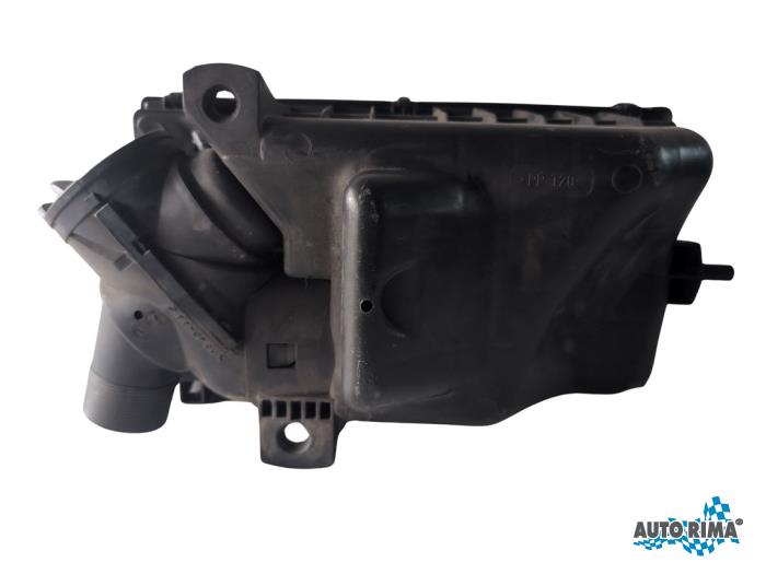 Begagnade Luftfilterhus Volvo V70 (GW/LW/LZ) 2.4 20V 170 Pris € 49,95 Marginaltabell erbjuds av Auto Rima 