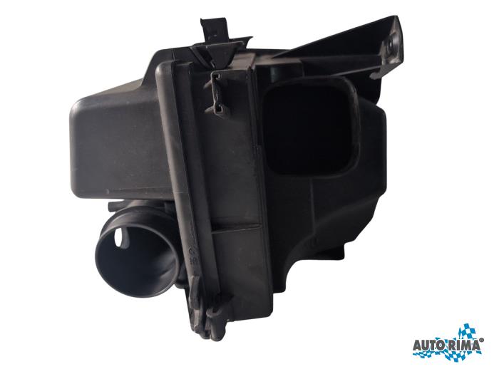 Begagnade Luftfilterhus Volvo V70 (SW) 2.4 20V 140 Bifuel Pris € 49,95 Marginaltabell erbjuds av Auto Rima 