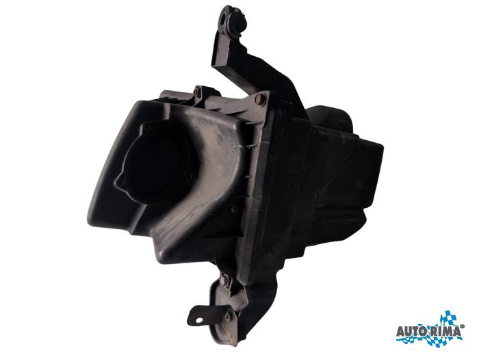 Begagnade Luftfilterhus Volvo V50 (MW) 1.8 16V Pris € 34,95 Marginaltabell erbjuds av Auto Rima 