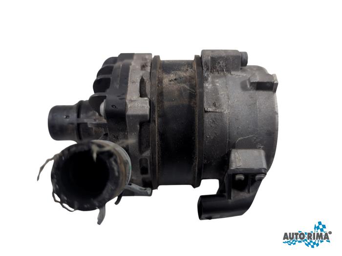 Begagnade Extra vattenpump Volvo XC40 (XZ) 1.5 T5 Plug-in Hybrid 16V Pris € 99,95 Marginaltabell erbjuds av Auto Rima 