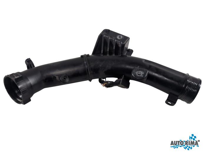 Gebrauchte Intercooler Rohr Volvo XC40 (XZ) 1.5 T3 12V Preis € 74,95 Margenregelung angeboten von Auto Rima 