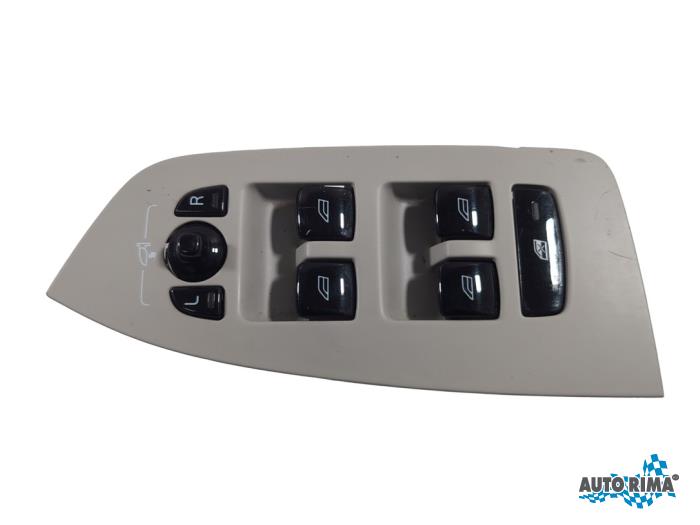 Usados Interruptor de ventanilla eléctrica Volvo V90 II (PW) 2.0 D3 16V Precio € 49,95 Norma de margen ofrecido por Auto Rima Druten