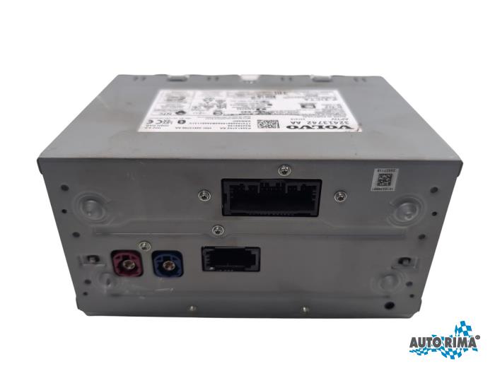 Usados Unidad de control multimedia Volvo XC40 (XZ) Single Motor Extended Range 82 kWh Precio € 449,95 Norma de margen ofrecido por Auto Rima Druten