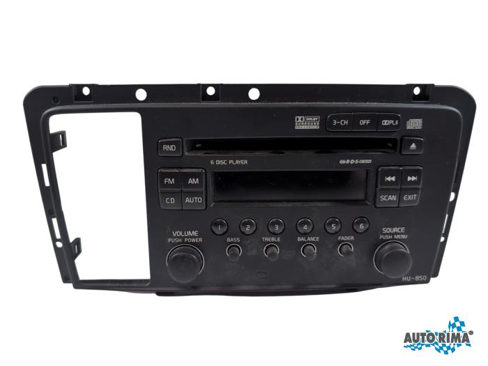 Używane Radio Volvo V70 (SW) 2.4 20V 170 Cena € 174,95 Procedura marży oferowane przez Auto Rima 