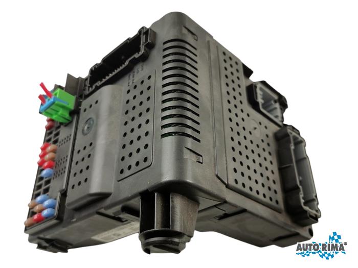 Usagé Module électronique central Volvo XC90 I 2.5 T 20V Prix € 149,95 Règlement à la marge proposé par Auto Rima 