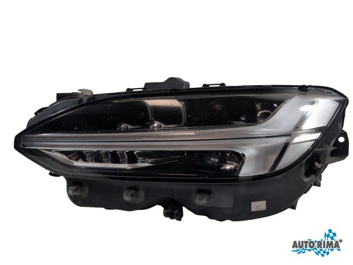 Używane Reflektor lewy Volvo V90 II (PW) 2.0 D4 16V Cena € 849,95 Procedura marży oferowane przez Auto Rima 