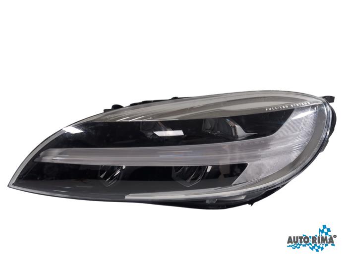 Używane Reflektor lewy Volvo V40 (MV) 2.0 D3 16V Cena € 399,95 Procedura marży oferowane przez Auto Rima 