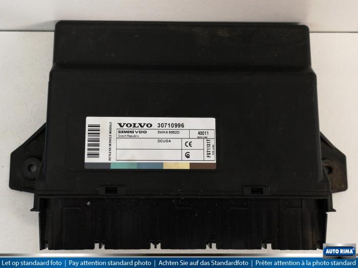 Używane Modul keyless vehicle Volvo S40 (MS) 2.0 D 16V Cena € 49,95 Procedura marży oferowane przez Auto Rima 