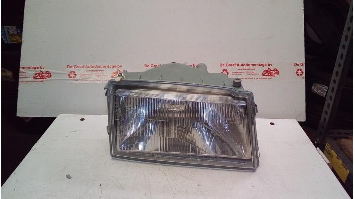 Headlight, right from a Fiat Uno 1993