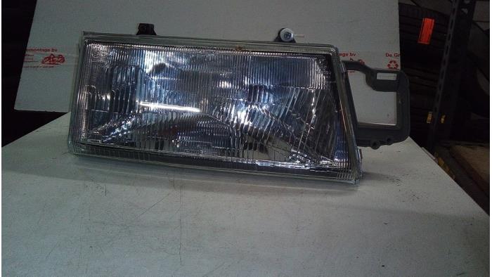 Nowe Reflektor prawy Fiat Tempra Cena na żądanie oferowane przez de Graaf autodemontage B.V.