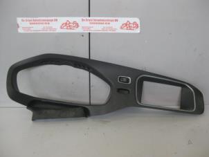 Used Dashboard part Volvo V40 Cross Country (MZ) 1.6 T4 GTDi 16V Price on request offered by de Graaf autodemontage B.V.