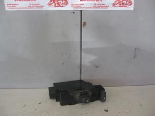 Used Electric window switch Volvo V70 (SW) 2.4 20V 170 Price on request offered by de Graaf autodemontage B.V.
