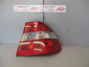 Used Taillight, right BMW 3 serie (E46/4) 316i 16V Price on request offered by de Graaf autodemontage B.V.