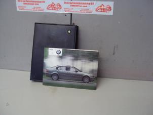 Used Instruction Booklet BMW 3 serie (E46/4) 316i 16V Price on request offered by de Graaf autodemontage B.V.