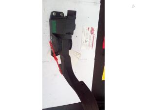 Used Throttle pedal position sensor Volkswagen Lupo (6X1) 1.4 60 Price on request offered by de Graaf autodemontage B.V.