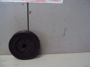 Used Crankshaft pulley Hyundai H-1/H-200 2.5 Tdi Price on request offered by de Graaf autodemontage B.V.