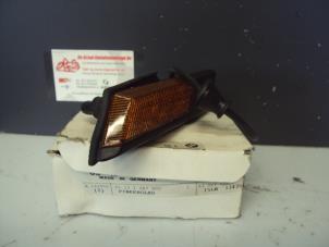 Used Front wing indicator, right BMW 3-Serie Price on request offered by de Graaf autodemontage B.V.