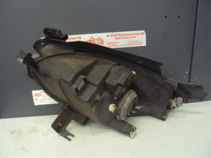 Headlight, right Citroen Xsara Picasso 1.8 16V 9649557380 VALE