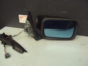 Used Wing mirror, right BMW 3 serie Touring (E46/3) 318i Price on request offered by de Graaf autodemontage B.V.