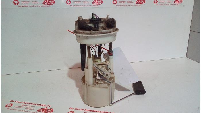 Gebrauchte Benzinpumpe Fiat Seicento (187) 1.1 SPI Sporting Preis € 25,00 Margenregelung angeboten von de Graaf autodemontage B.V.