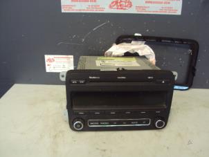 Gebrauchte Radio CD Spieler Skoda Fabia Preis auf Anfrage angeboten von de Graaf autodemontage B.V.