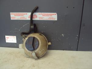 Used Expansion vessel Volkswagen Polo IV (9N1/2/3) 1.2 Price on request offered by de Graaf autodemontage B.V.