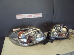 Used Set of taillights, left + right Peugeot 206 Price on request offered by de Graaf autodemontage B.V.