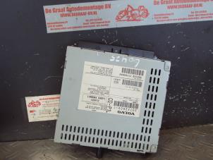 Used CD player Volvo V50 (MW) 2.0 D 16V Price on request offered by de Graaf autodemontage B.V.