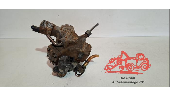 Begagnade Dieselpump Volvo V50 (MW) 2.0 D 16V Pris € 125,00 Marginaltabell erbjuds av de Graaf autodemontage B.V.