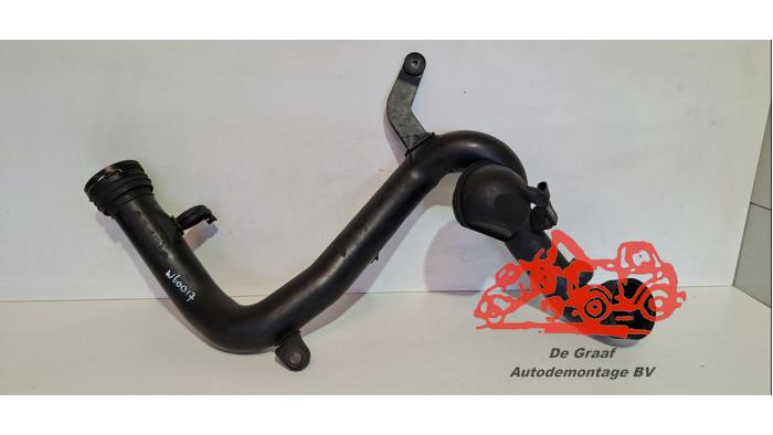 Gebrauchte Intercooler Rohr Volkswagen Caddy Preis € 25,00 Margenregelung angeboten von de Graaf autodemontage B.V.