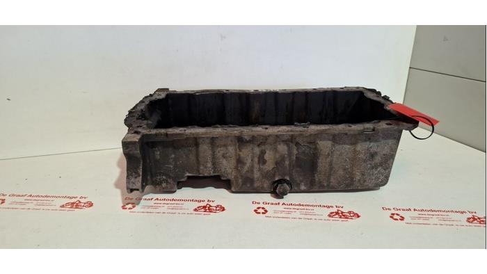 Usagé Couvercle carter Seat Ibiza III (6L1) 1.9 TDI 100 Prix € 35,00 Règlement à la marge proposé par de Graaf autodemontage B.V.