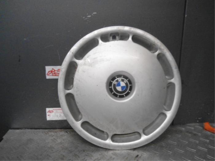 Używane Kolpak BMW 5-Serie Cena na żądanie oferowane przez de Graaf autodemontage B.V.