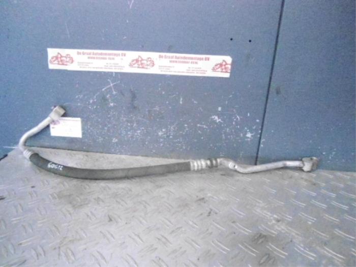 Air conditioning line from a Volkswagen Polo IV (9N1/2/3) 1.4 TDI 80 2008