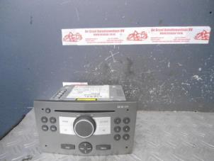 Used Radio CD player Opel Astra H (L48) 1.4 16V Twinport Price on request offered by de Graaf autodemontage B.V.