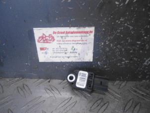 Usados Sensor de airbag Toyota Aygo (B40) Precio de solicitud ofrecido por de Graaf autodemontage B.V.