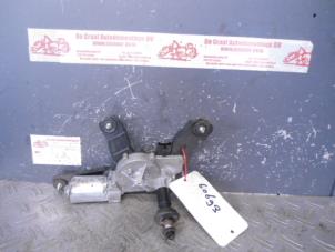 Used Rear wiper motor Kia Picanto (TA) 1.0 12V Price on request offered by de Graaf autodemontage B.V.