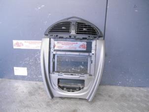Used Dashboard vent Citroen C5 Price on request offered by de Graaf autodemontage B.V.