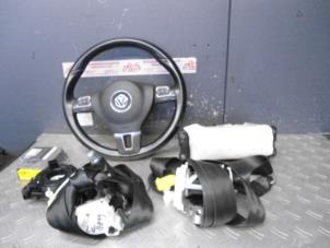Used Airbag set + module Volkswagen Passat Price on request offered by de Graaf autodemontage B.V.