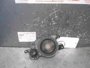 Used Speaker Volvo V50 (MW) 1.6 D 16V Price on request offered by de Graaf autodemontage B.V.