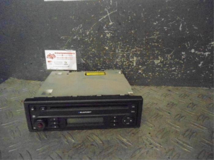 Radio Cd Player Dacia Logan Mcv V B Blaupunk