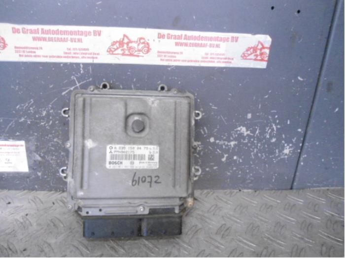 Used Engine management computer Mitsubishi Colt (Z2/Z3) 1.5 DI-D 12V HP Price on request offered by de Graaf autodemontage B.V.