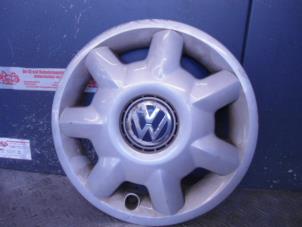 Usagé Enjoliveur Volkswagen Polo III (6N1) 1.4i 60 Prix sur demande proposé par de Graaf autodemontage B.V.